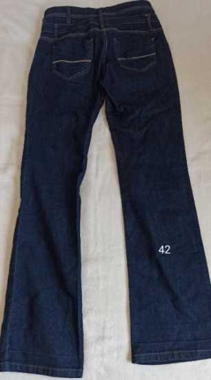 Pantalon Jean  neuf femme taille 42