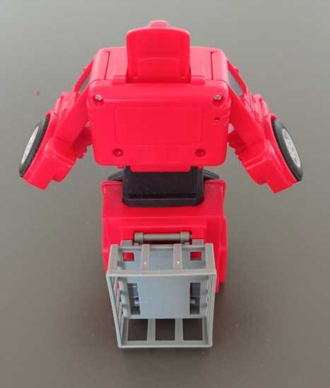 Lot de 2  jouets transformers neufs